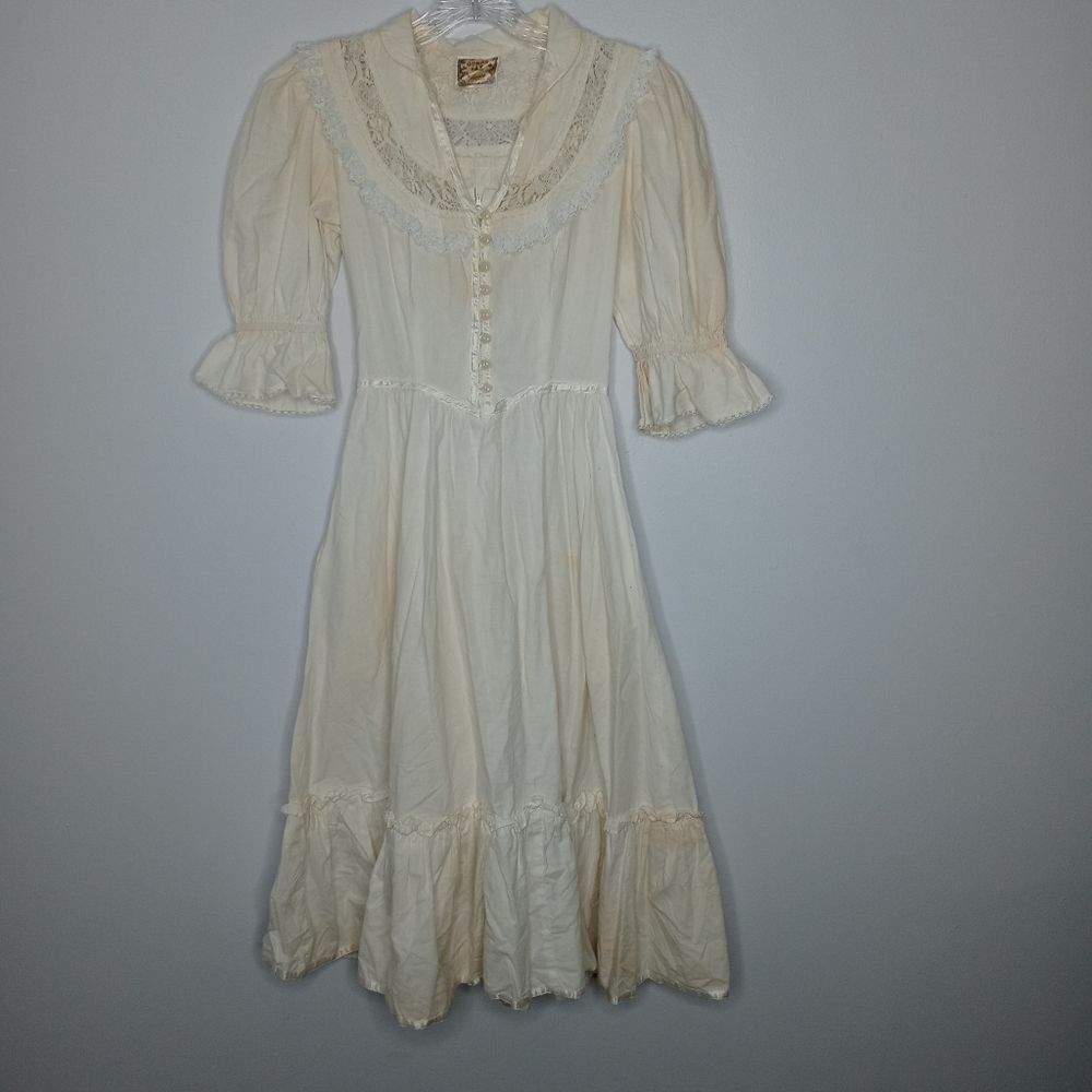 Vintage Gunne Sax ivory dress